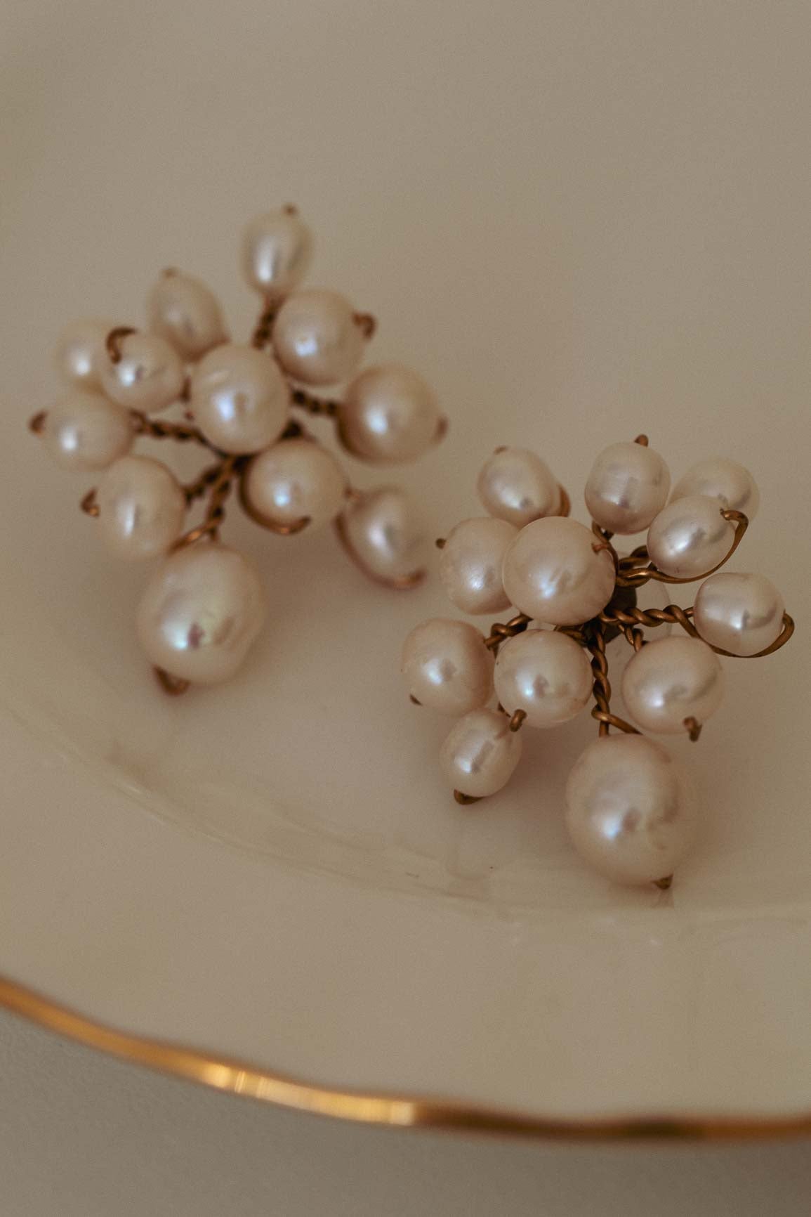 Serene earrings