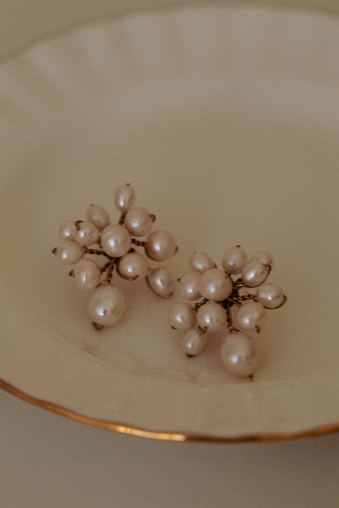 Serene earrings