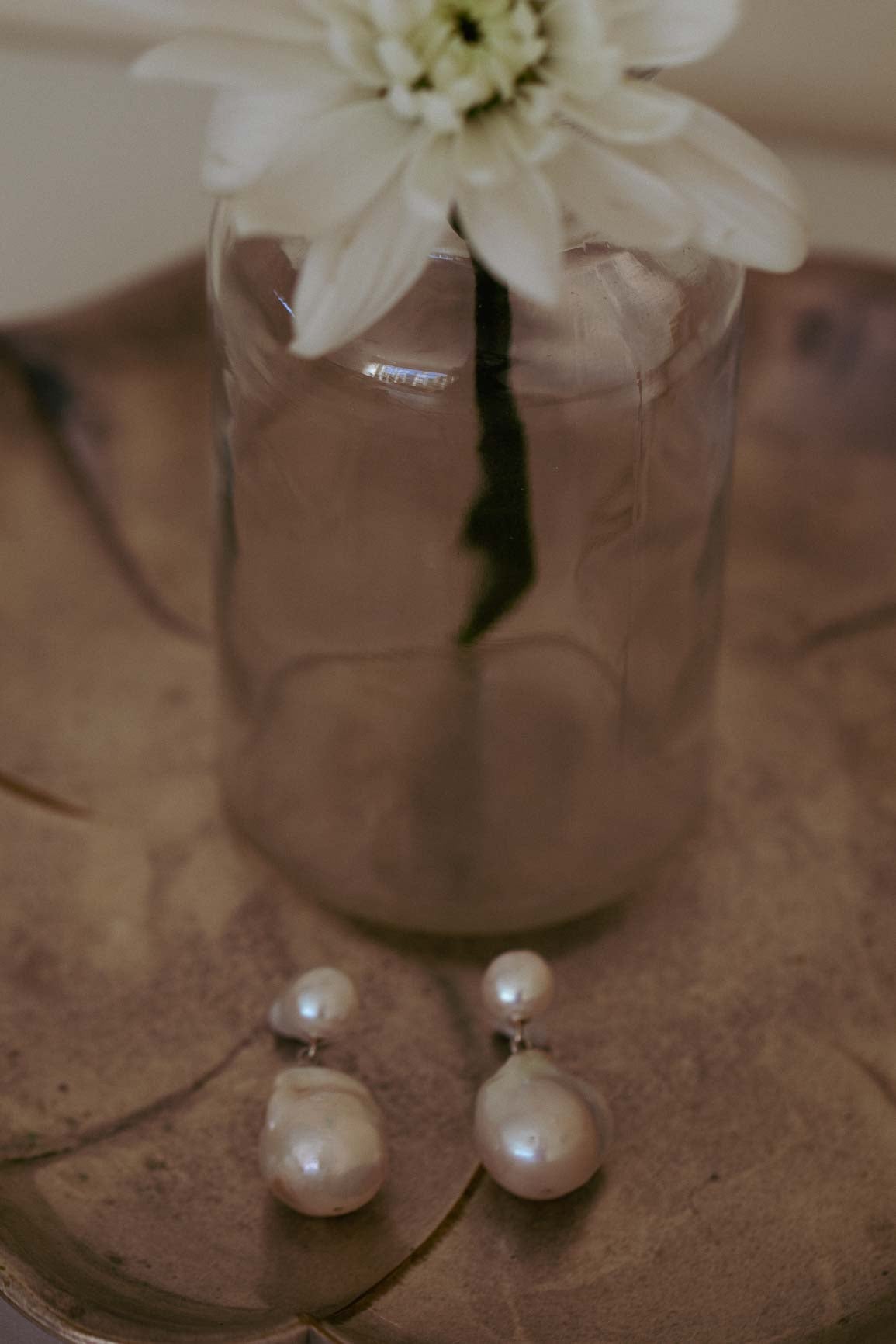 Lily earrings