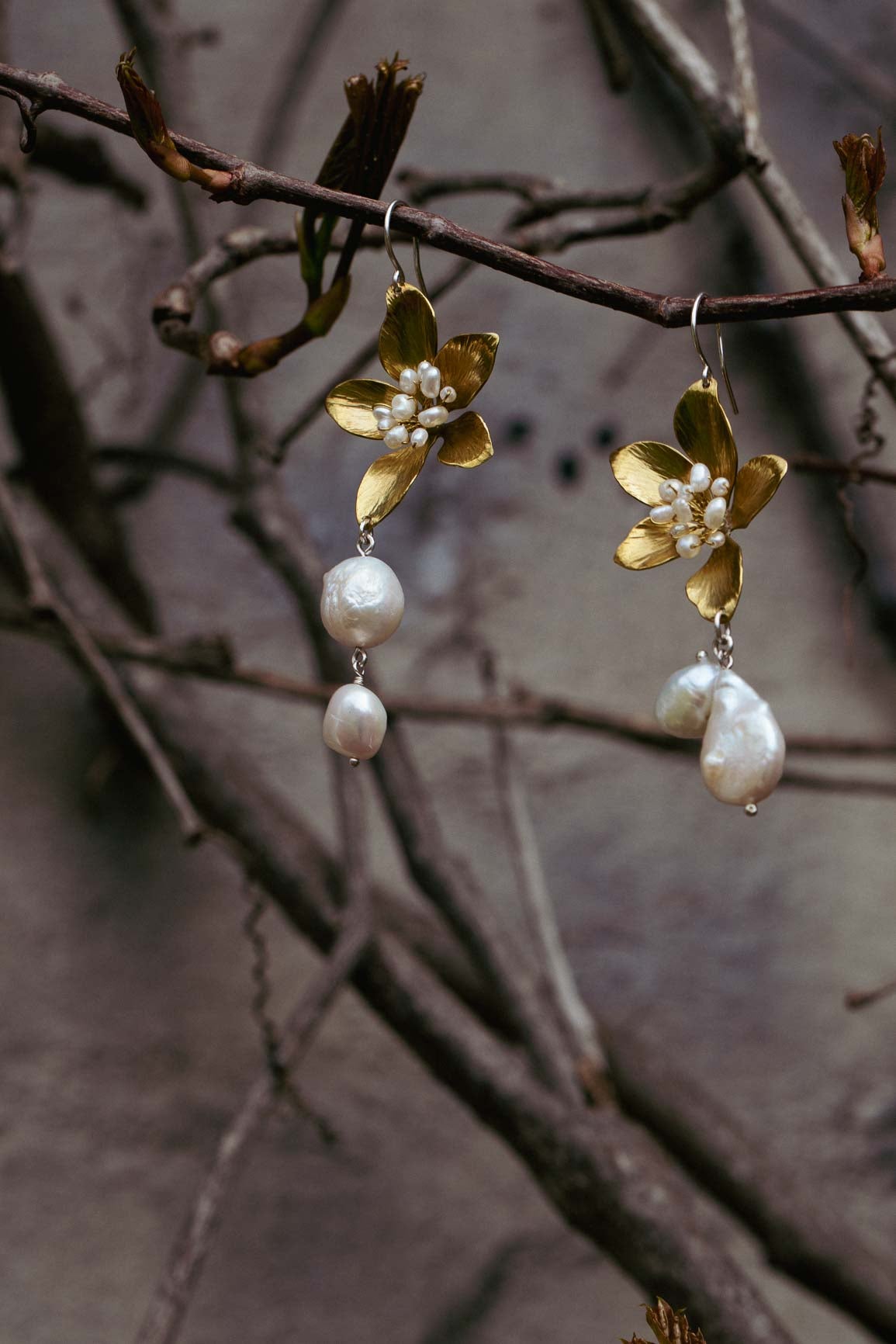 Midnight earrings
