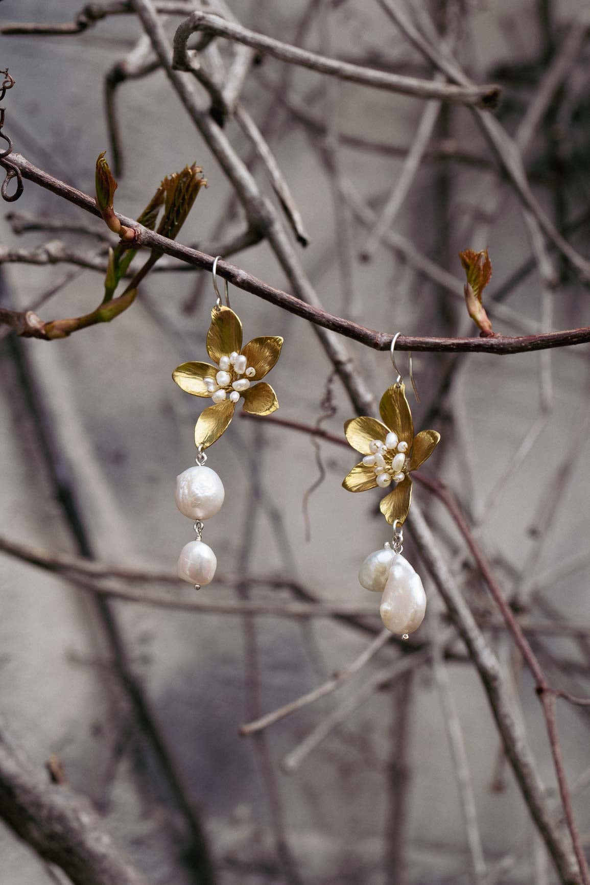 Midnight earrings