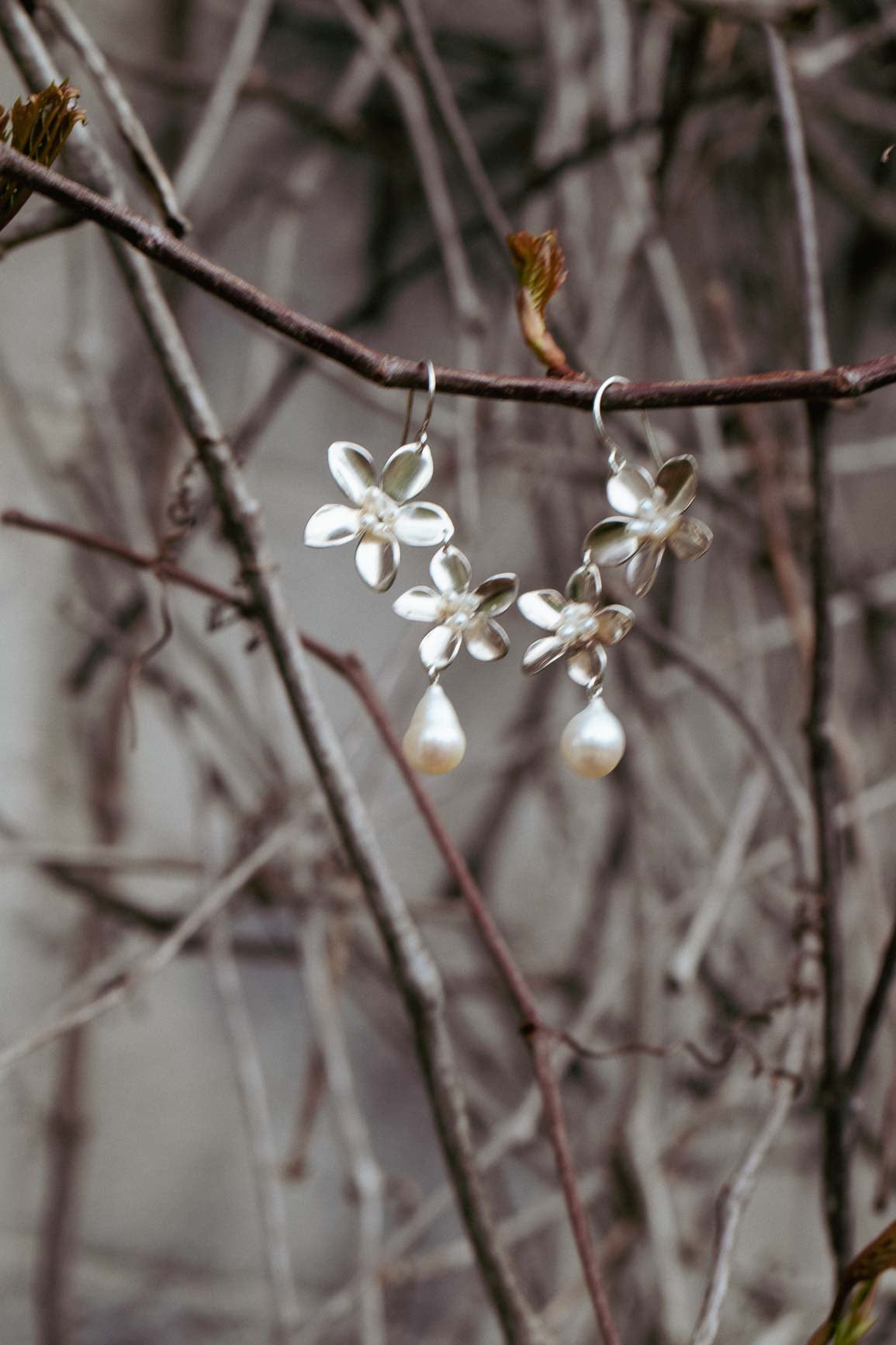Snowdrift earrings