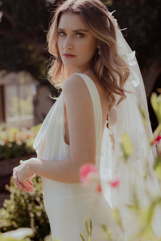 Lily veil